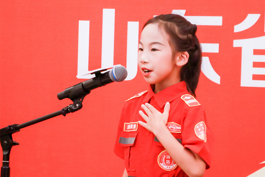 济宁才伦知教育-第11届曹灿杯青少年朗诵展演山东省总展示在泉城济南欧乐堡坤河国际酒店璀璨上演，济宁新声代口才学员荣获朗诵精英奖成功晋级国赛-